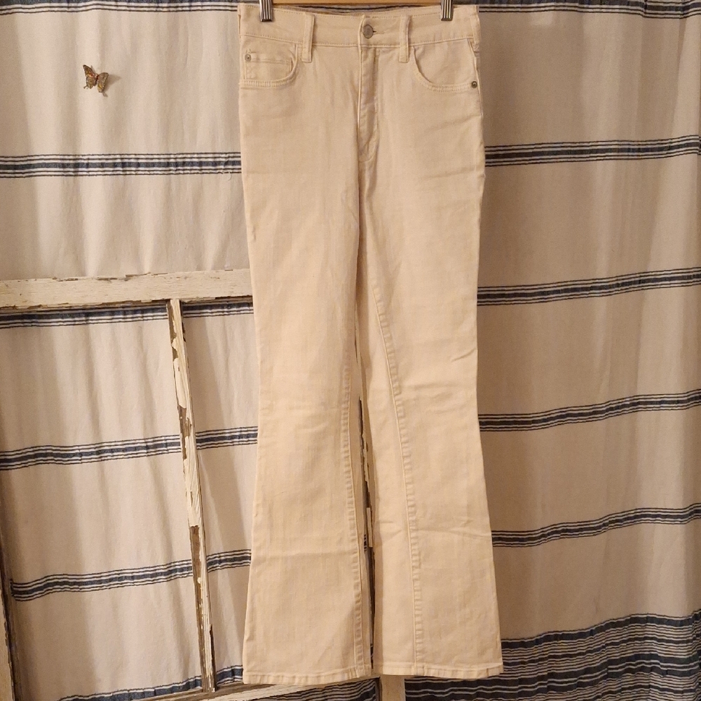 Pilcro Cream Flare Jeans